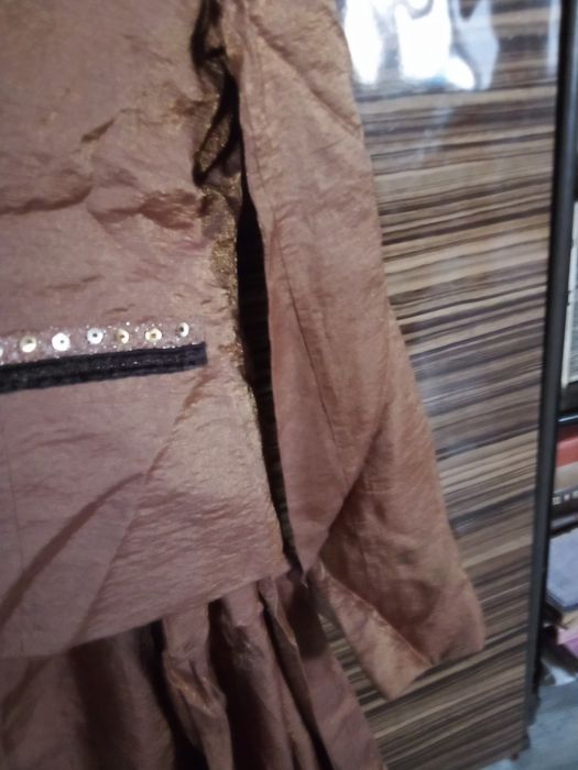 Продам костюм тройку