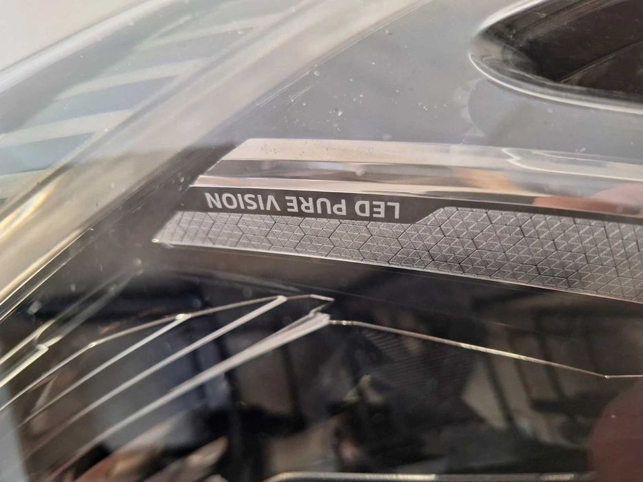 Renault Meganе 4 фейслифт фарове оригинални 20-24