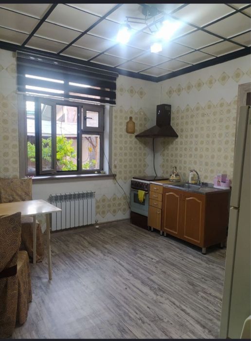 Продается дом на земле 2.7 соток Азербайджанский центр Мирабад