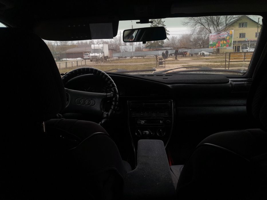 Продам ауди 100с4