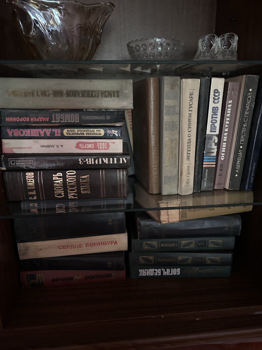 10 книг 500 тенге