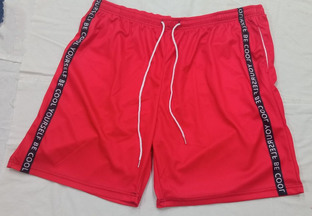 Продается футболка шорты