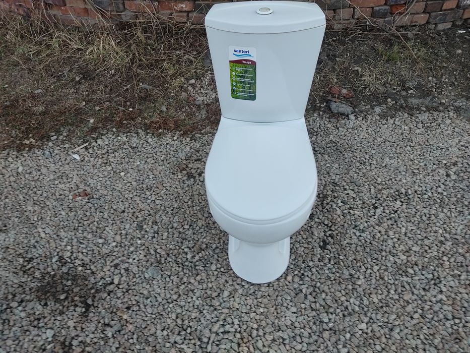 Унитаз с бочком.