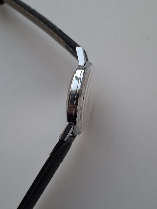 Продам часы СССР Спутник,