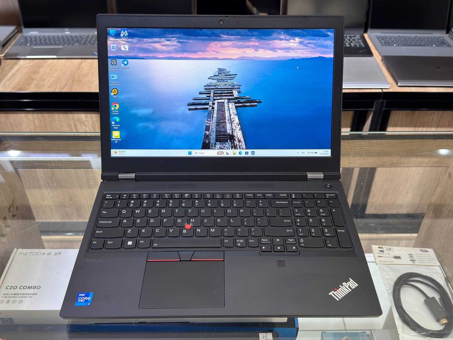 LENOVO ThinkPad P15 Gen 2 Core i7-11850H ram32 ssd512 Quadro T1200 4Gb