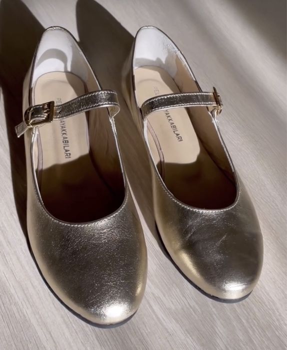 Продаю балетки