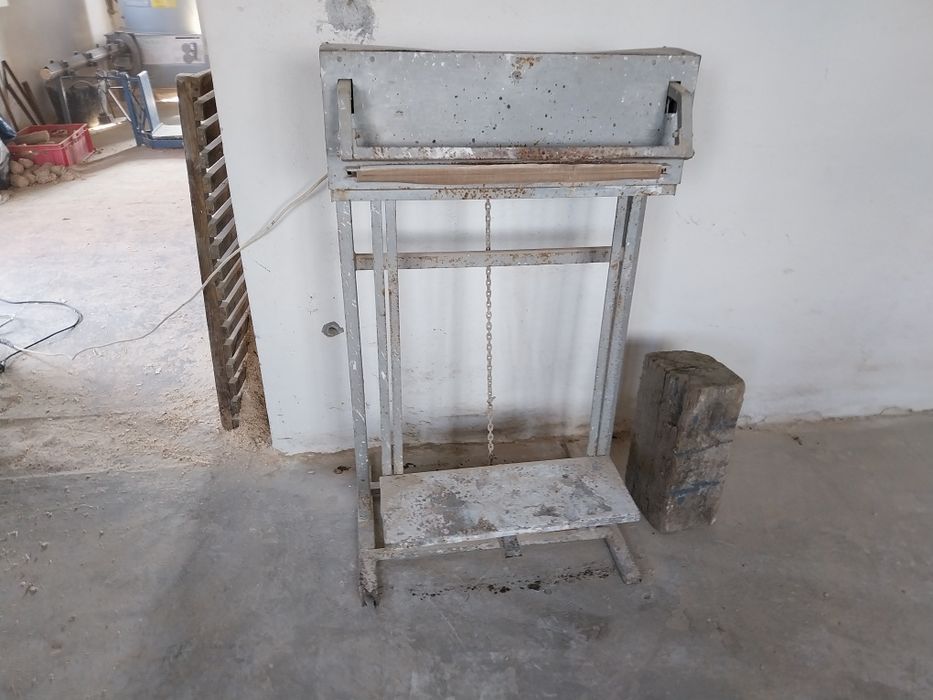 Linie fabricare brichete și peleti rumegus
