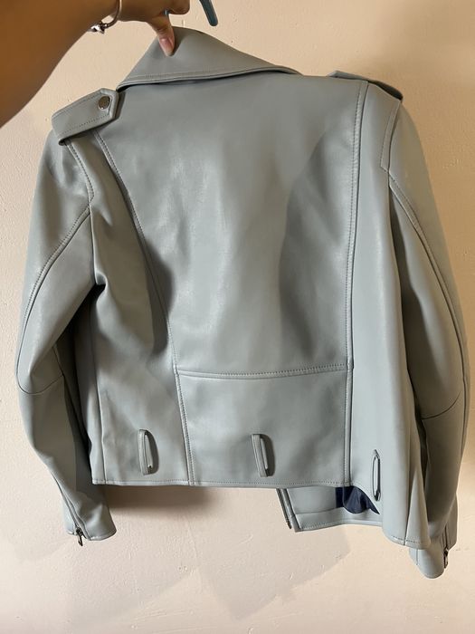 Кожанка в отличном состоянии