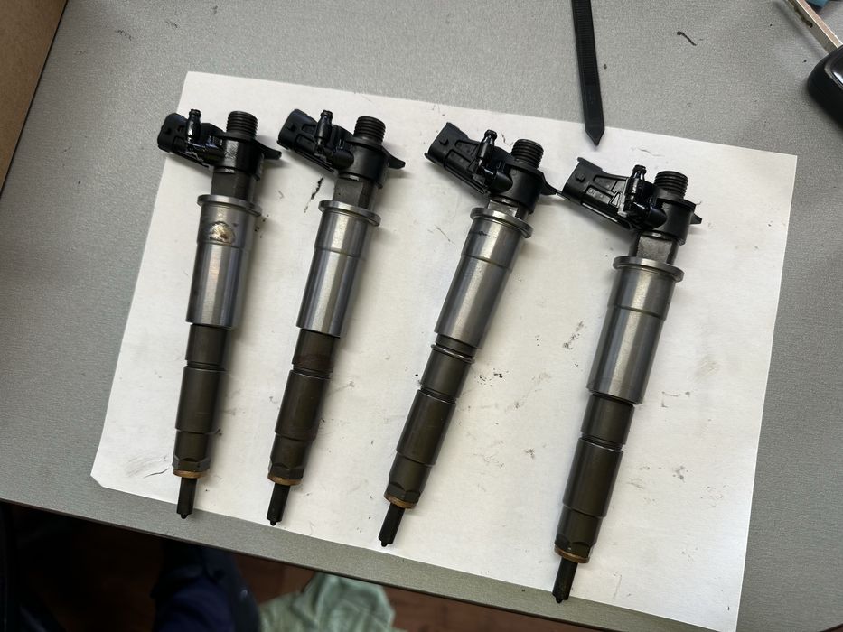 Дюза/Дюзи за 2.0dci- Нисан,Рено!