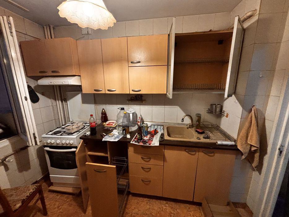 Mobila de bucatarie completa din pal + chiuveta(fara aragaz)