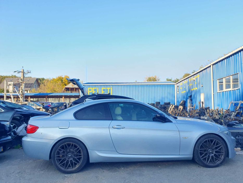 Dezmembrez BMW 320D E92 COUPE SPORT  2012