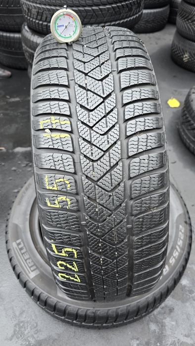 2 anvelope iarnă Pirelli 225/55/17 - 7 mm