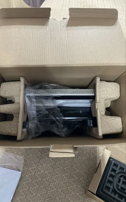 Продам Грильницу Braun SnackMaker 5 SM5006