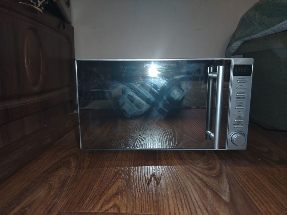 Микроволновка, рабочая
