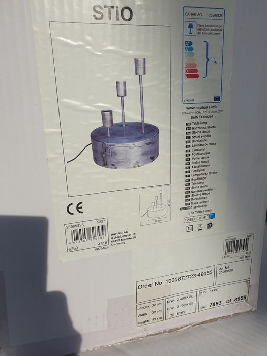 vand lampi, noi suspendate