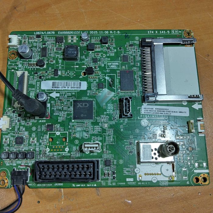 Продавам Samsung UE49RU7302KXXH на части