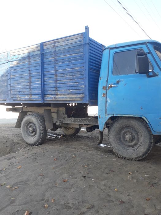 УАЗ 3303 сотилади