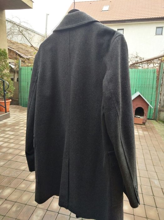 Vand palton marca zara