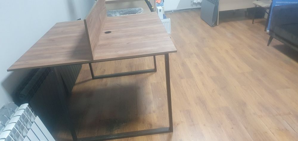 Стол офисный компьютерный