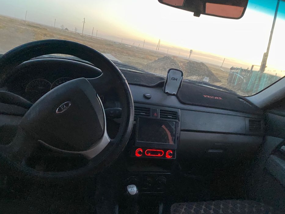 Ваз лада приора продается