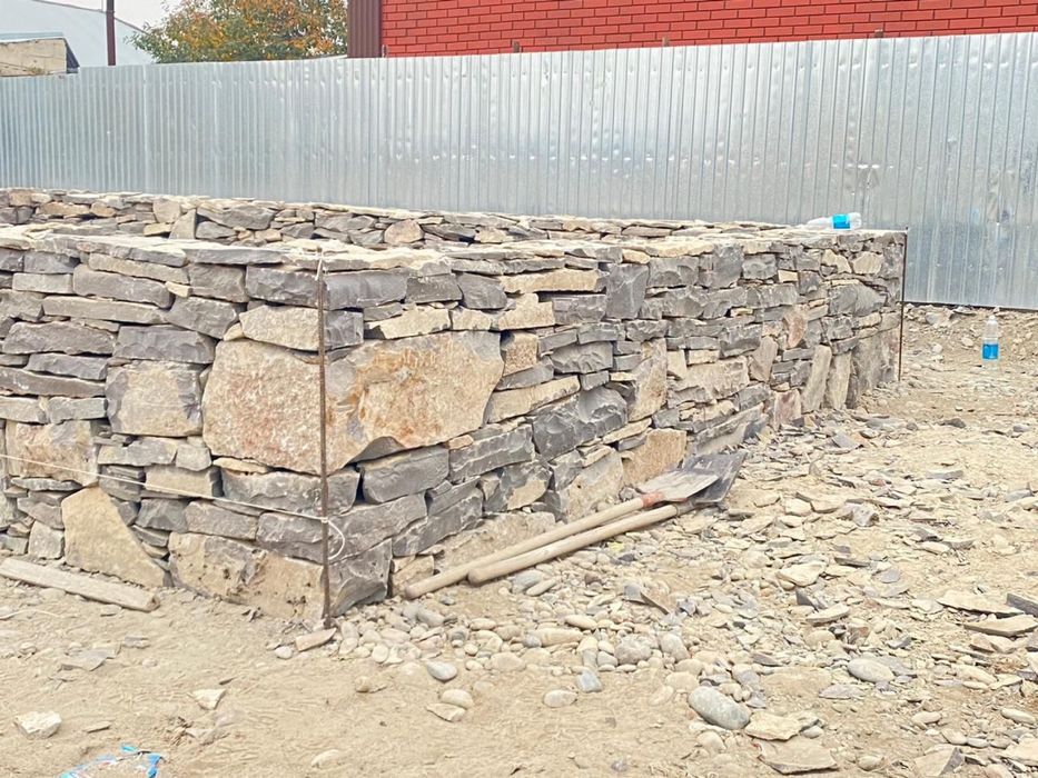 Тастан фундамент қалаймыз