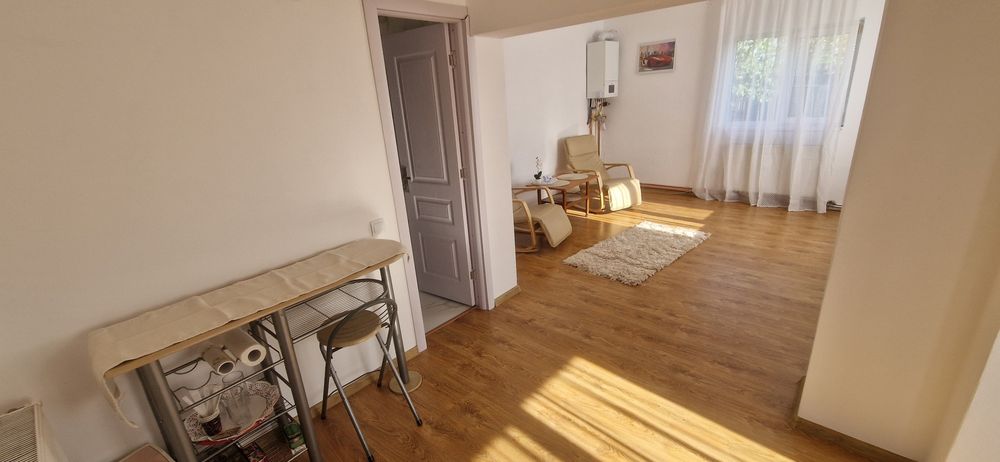 Casa de închiriat Brestei strada principala