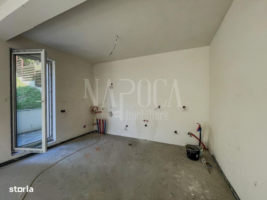 Casa 4 camere de vanzare in Sat Tauti, Tauti