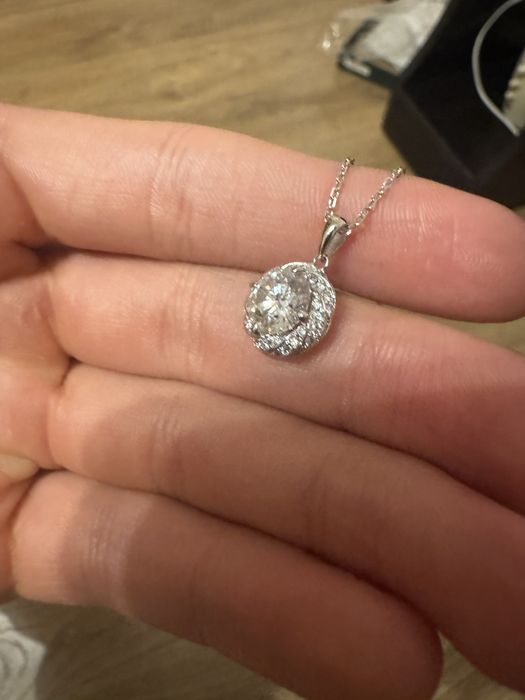 Colier diamant moissanite