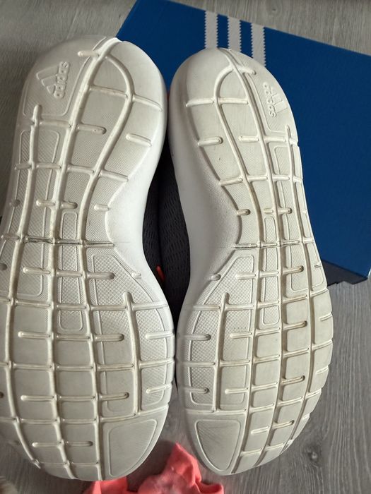 Adidas Foam mar 39
