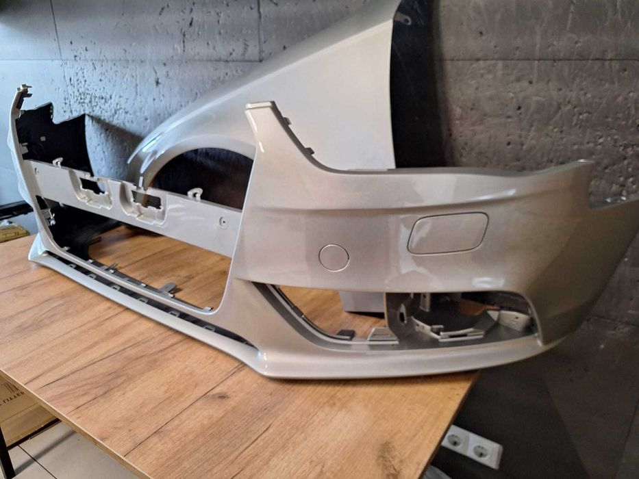 Bara & Aripa Fata Stanga Audi A4 B8 An 2011-2015 (LX1Y (Auriu))