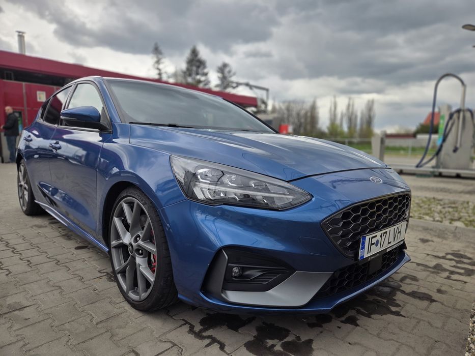 FORD Focus 2021 — imagine 5