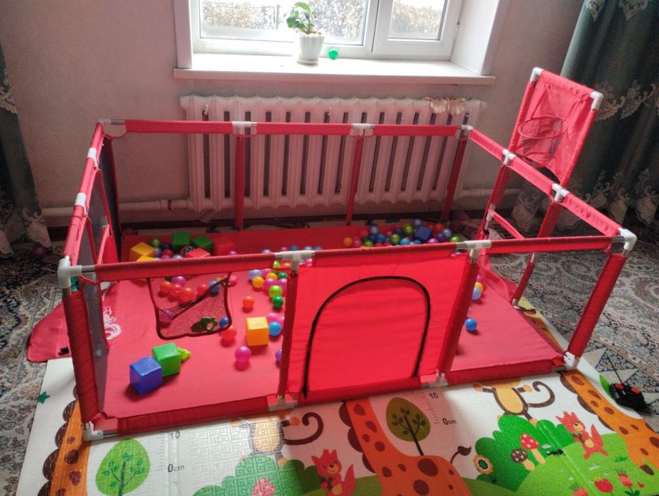 Продам манеж игровой