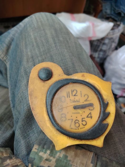 Часы механические слава