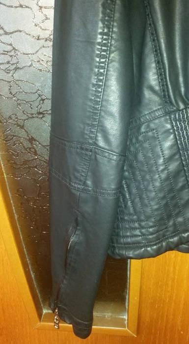 Дамско кожено яке