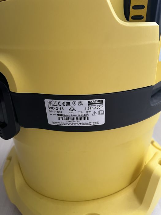 Karcher aspirator WD 2-18 cu baterii