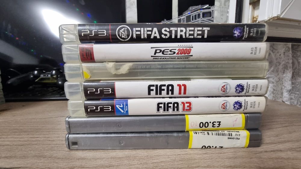 Vand jocuri ps3  lot de 71 jocuri