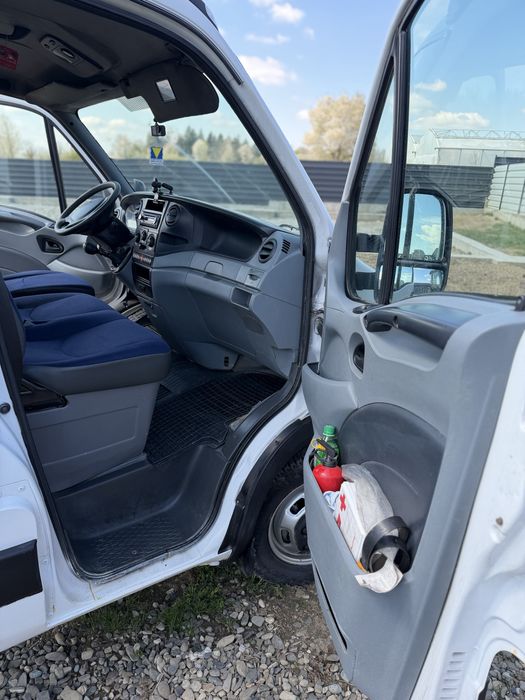 Vand / Schimb Iveco Daily basculabil pe cutie