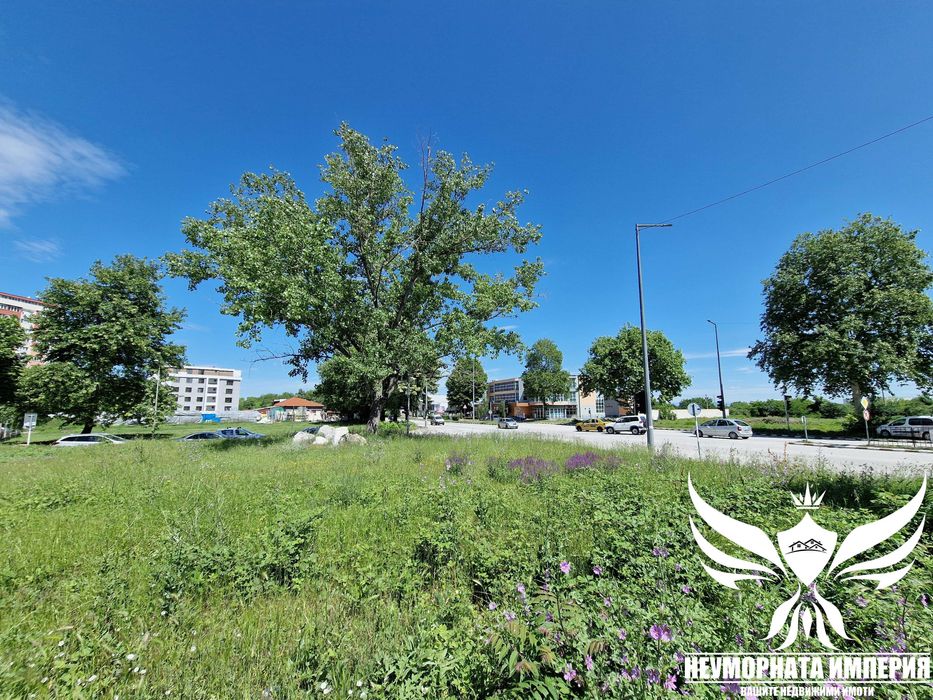 Дава се под наем Гараж / Паркомясто в Асеновград - 600 кв.м за 780 € - Снимка #4