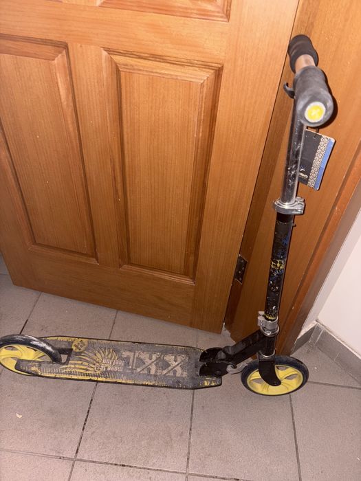 Продам самокат скутер