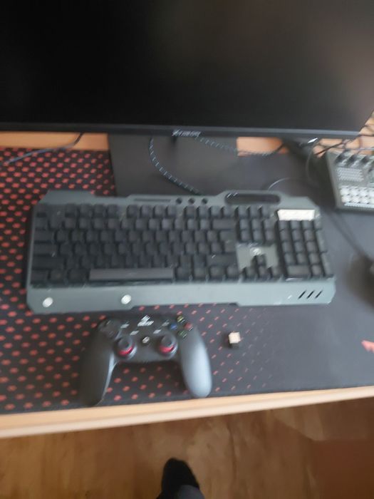 Монитор клава мышка сайтик для авиации