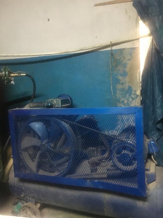 Аппарат для выдува Пэт-бутылок 19л