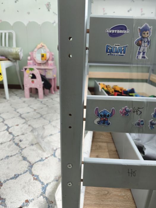 Двухярусная детская кровать ikea
