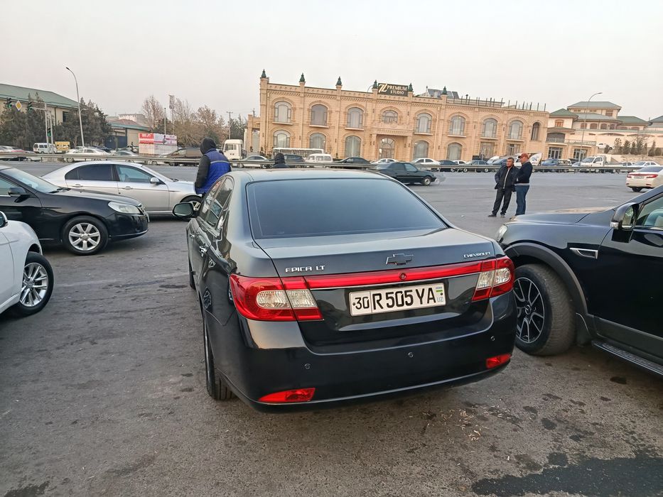 Epica sasteyanisi zur