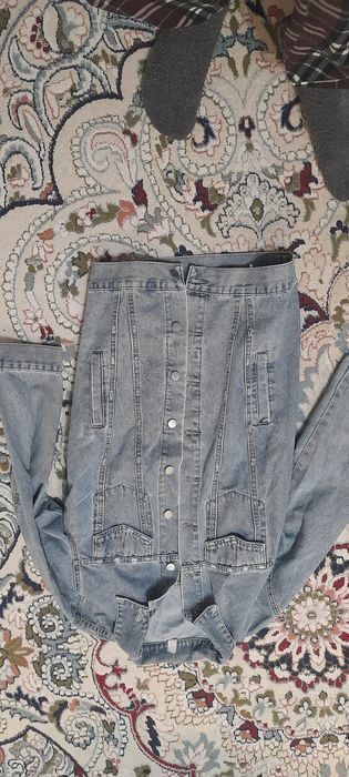 Продаются вещи подростковые