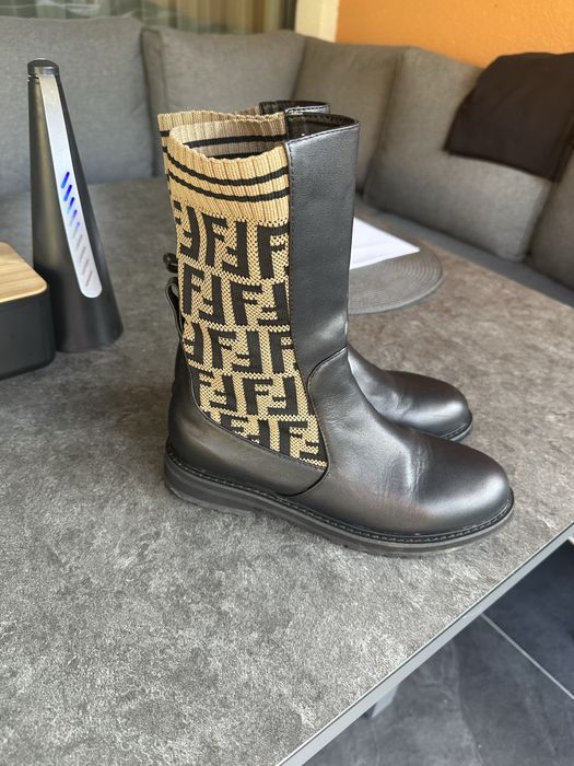 Ghete Fendi marimea 39