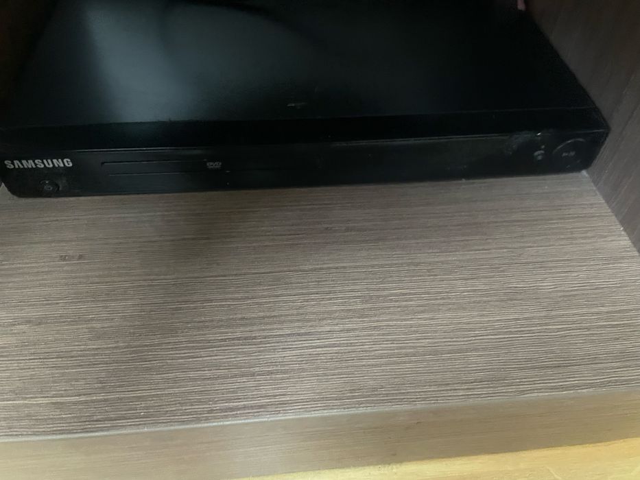 Продам телевизор с приставкой для диска