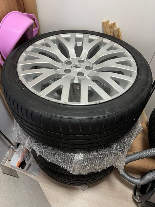 Срочно продам диски с шинами