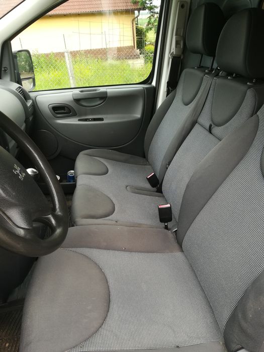 Transport marfa cu dubita