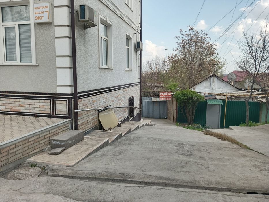 Продам дом под застройку с возможностью расширения до 30 соток