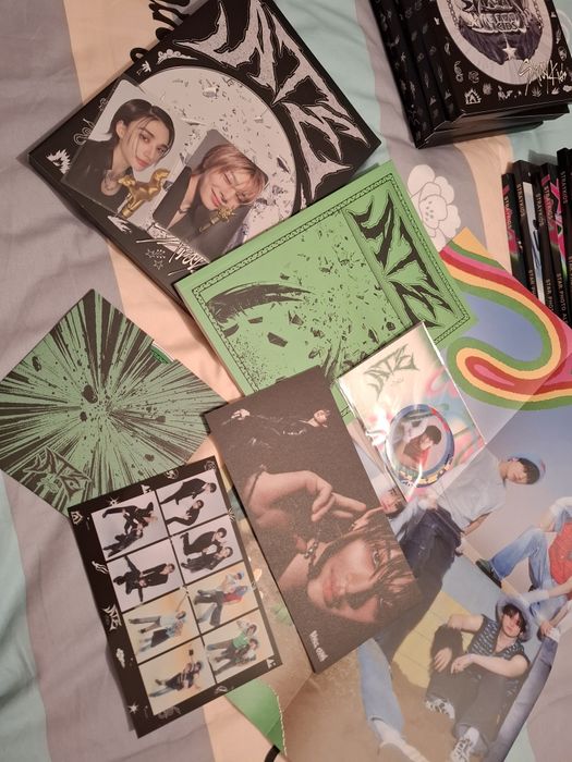 Продам альбомы STRAY KIDS